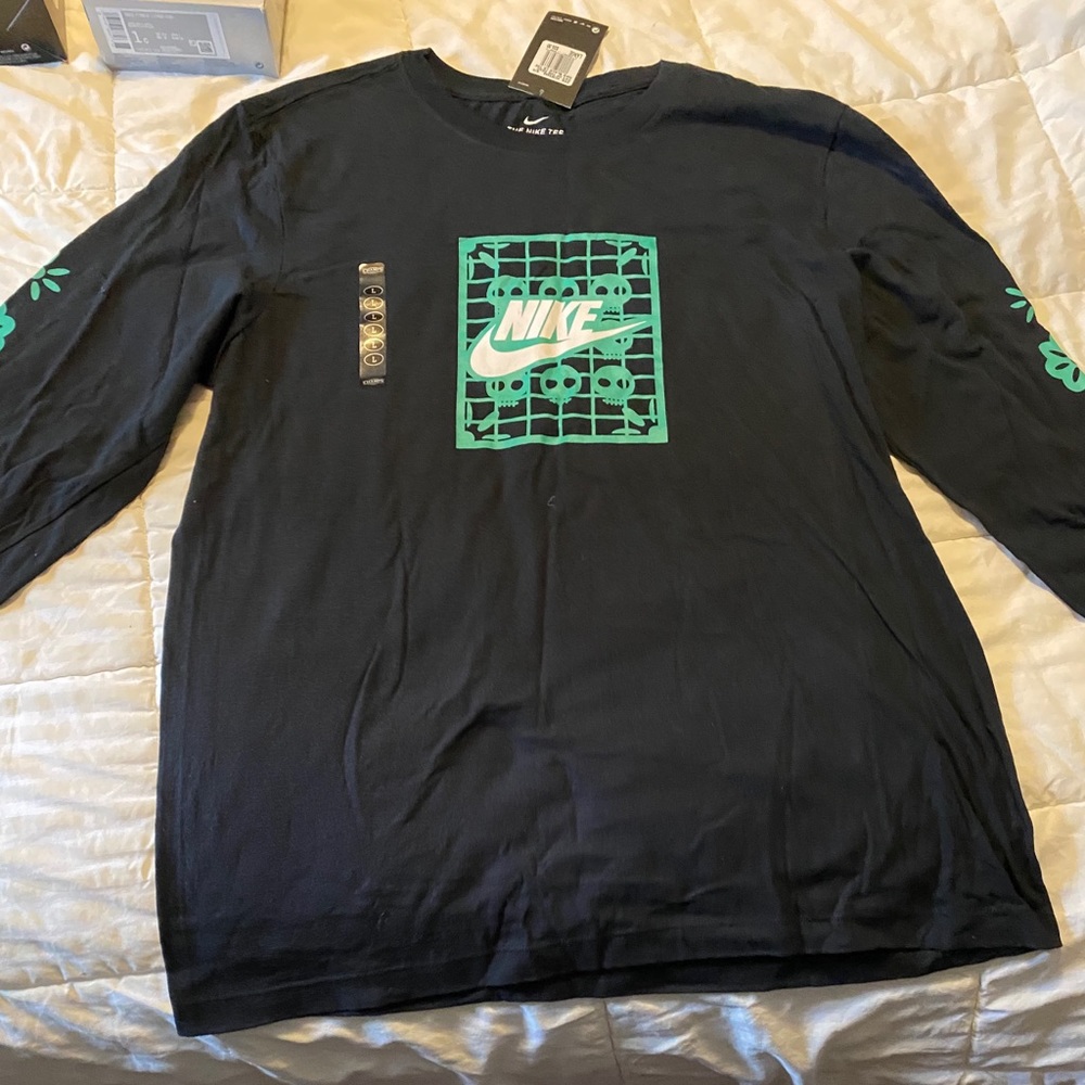 Nike Long Sleeve